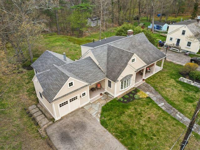 27 Colrain Rd, Topsfield, MA 01983
