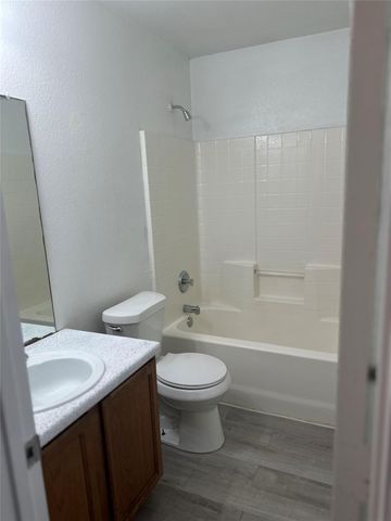 609 Kings Way Drive A, Mansfield, TX 76063