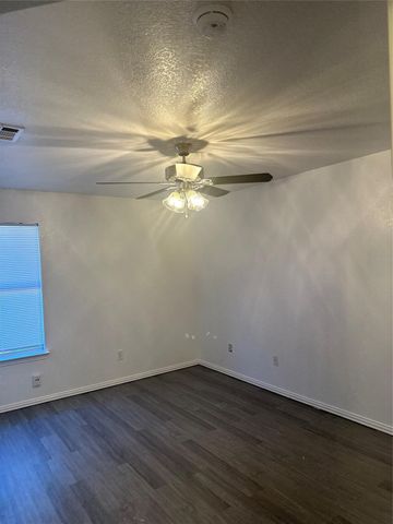 609 Kings Way Drive A, Mansfield, TX 76063