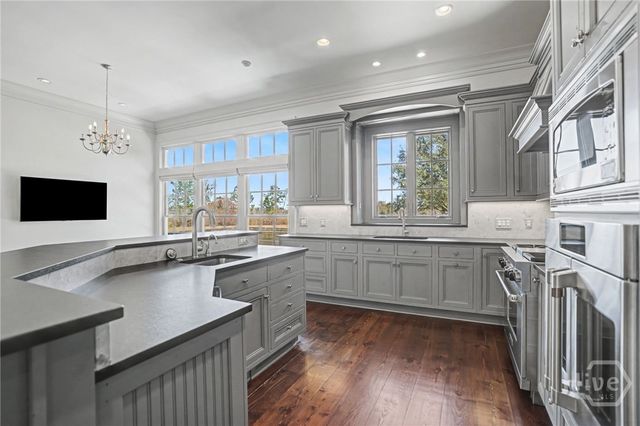 652 Silk Hope Drive, Richmond Hill, GA 31324