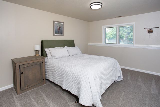 1061 Strawberry Avenue, Billings, MT 59105