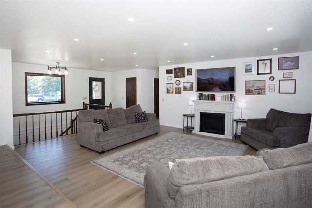1061 Strawberry Avenue, Billings, MT 59105
