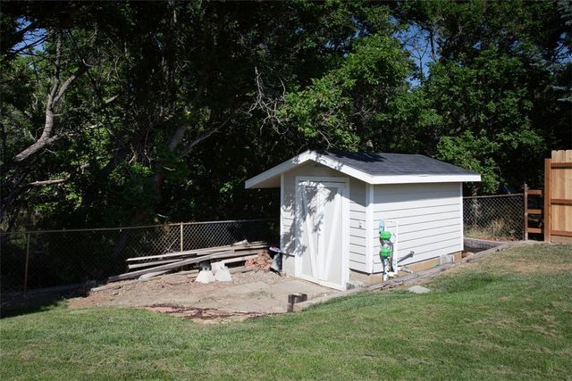 1061 Strawberry Avenue, Billings, MT 59105