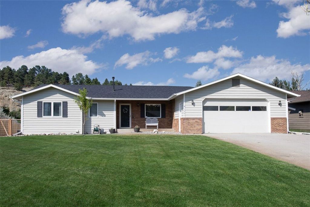 1061 Strawberry Avenue, Billings, MT 59105 photo 1