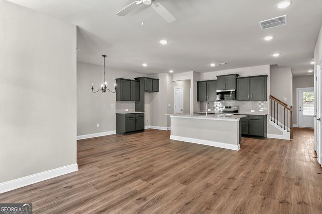 1512 Thurcroft Lane, Lawrenceville, GA 30043