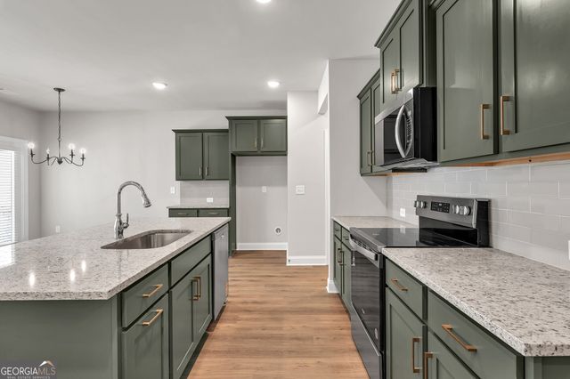 1512 Thurcroft Lane, Lawrenceville, GA 30043