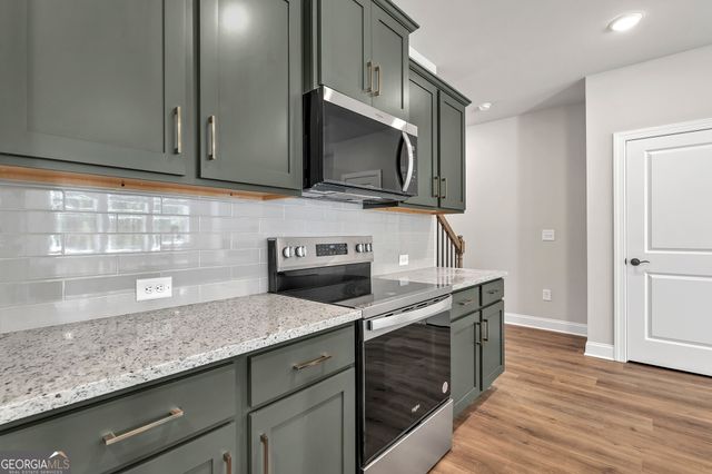 1512 Thurcroft Lane, Lawrenceville, GA 30043