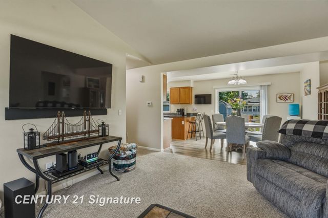 2187 Moonglow Court, Saginaw Twp, MI 48603