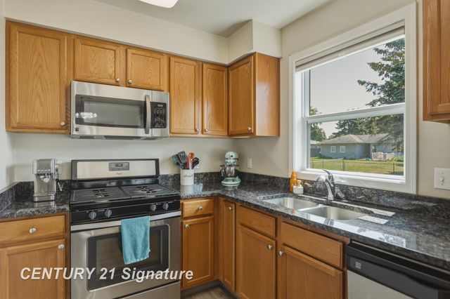 2187 Moonglow Court, Saginaw Twp, MI 48603