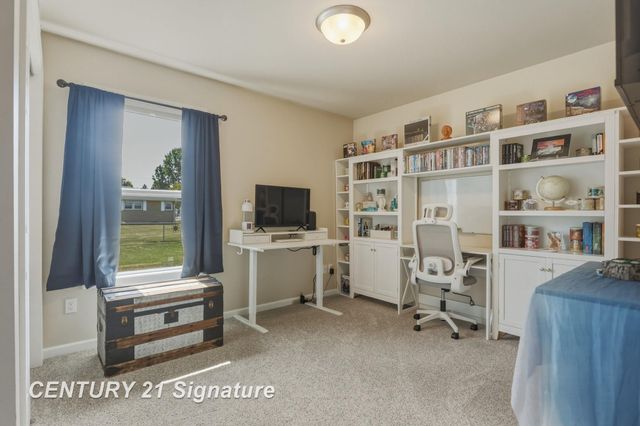 2187 Moonglow Court, Saginaw Twp, MI 48603