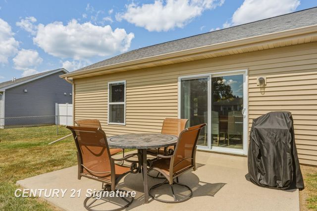 2187 Moonglow Court, Saginaw Twp, MI 48603