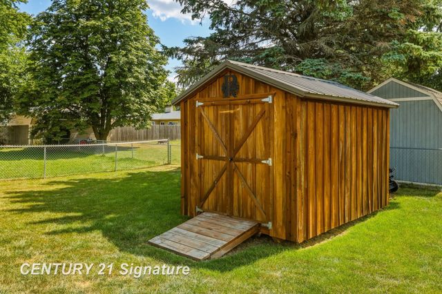 2187 Moonglow Court, Saginaw Twp, MI 48603