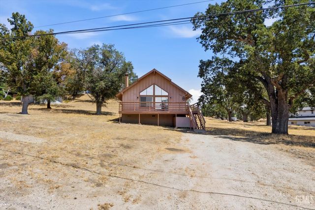 24220 Arroyo Court, Tehachapi, CA 93561
