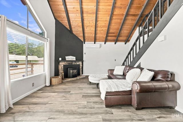 24220 Arroyo Court, Tehachapi, CA 93561