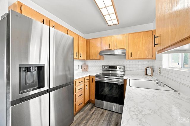24220 Arroyo Court, Tehachapi, CA 93561