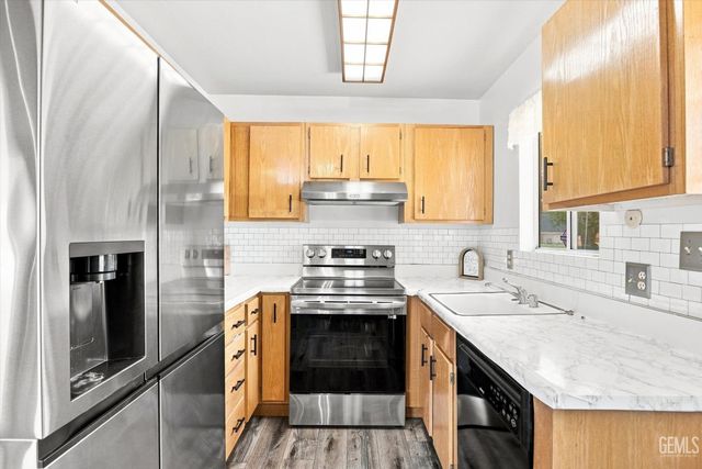 24220 Arroyo Court, Tehachapi, CA 93561