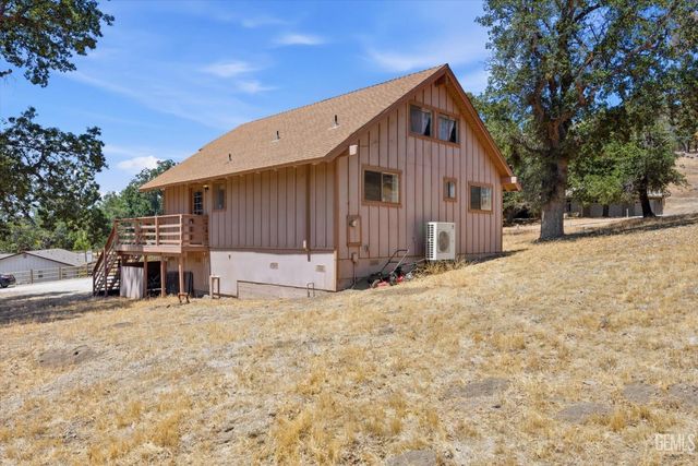 24220 Arroyo Court, Tehachapi, CA 93561