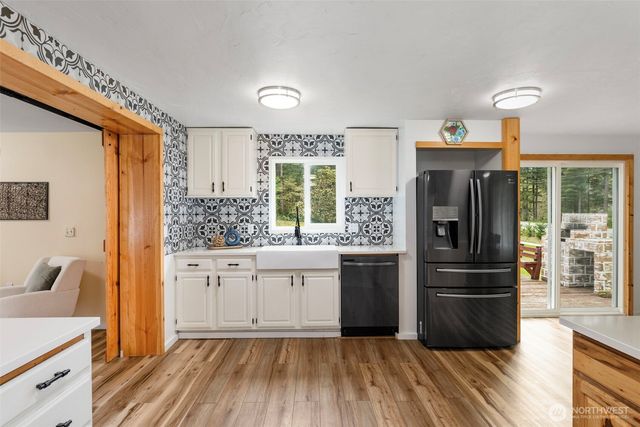 8377 Glenwood Road SW, Port Orchard, WA 98367