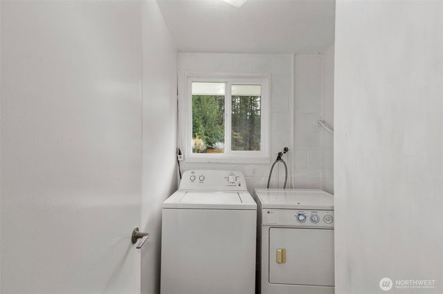 8377 Glenwood Road SW, Port Orchard, WA 98367