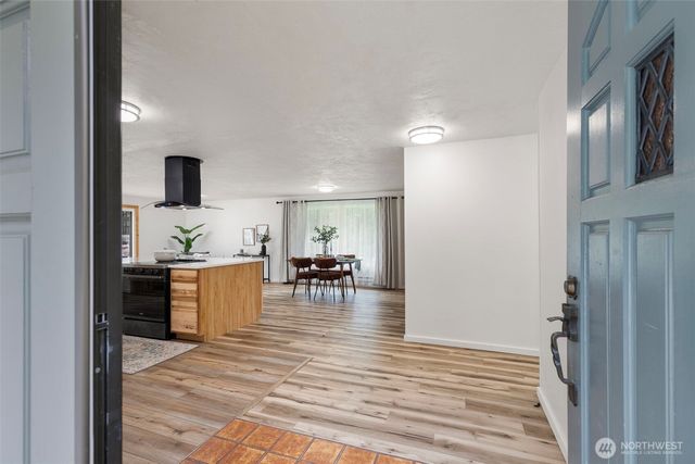 8377 Glenwood Road SW, Port Orchard, WA 98367