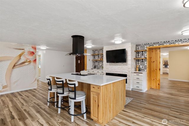 8377 Glenwood Road SW, Port Orchard, WA 98367
