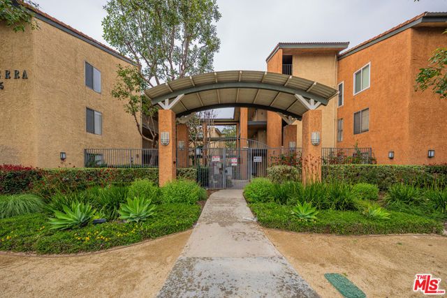 15425 Sherman Way 241, Los Angeles, CA 91406