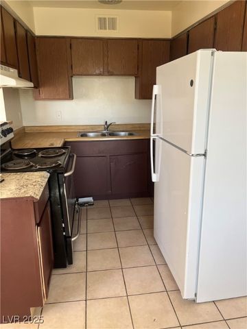 4783 Corsaire Avenue, Las Vegas, NV 89115