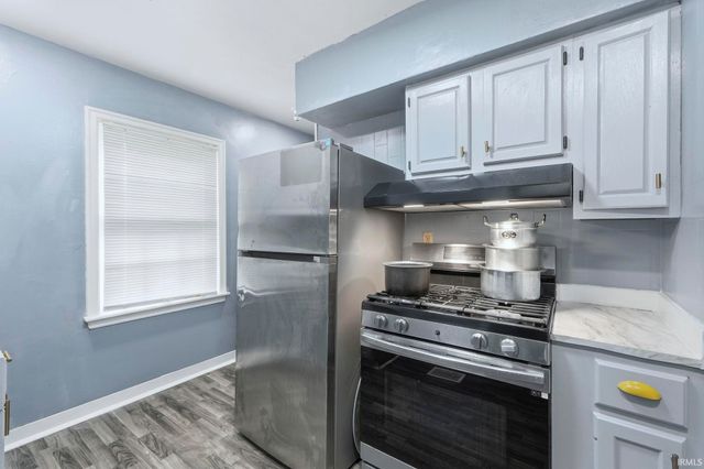 909 Mckinnie Avenue, Fort Wayne, IN 46806