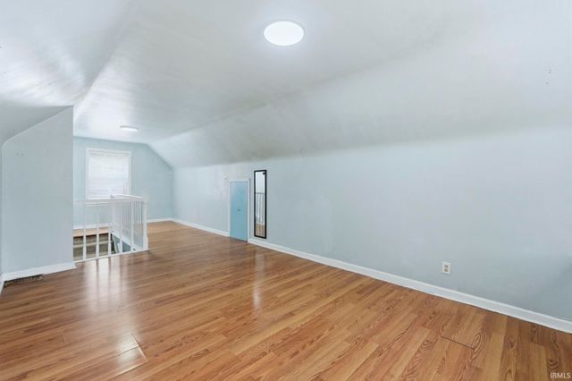 909 Mckinnie Avenue, Fort Wayne, IN 46806