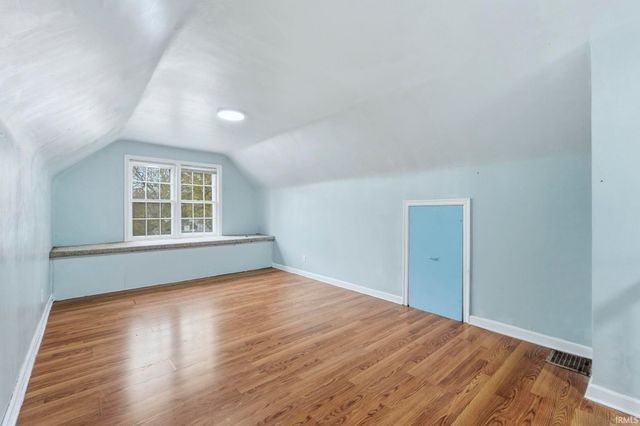 909 Mckinnie Avenue, Fort Wayne, IN 46806