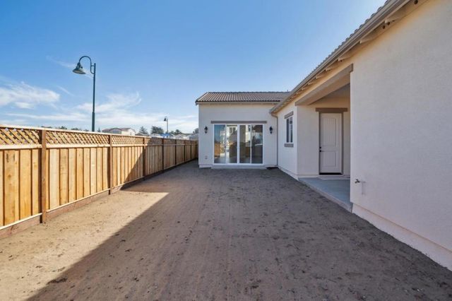 609 Santa Ynez Way, Marina, CA 93933