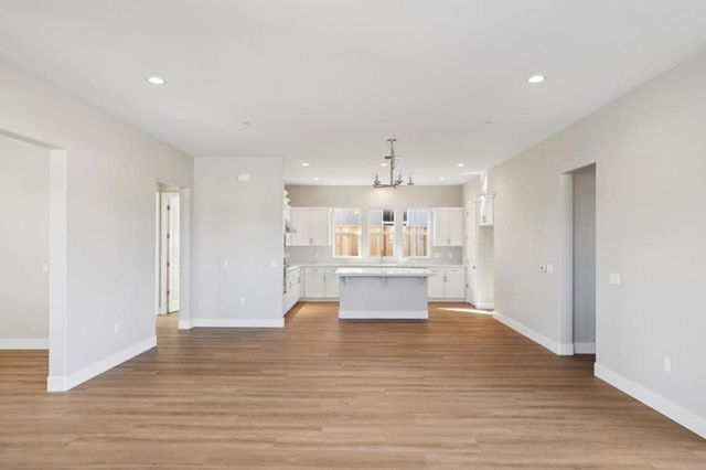 609 Santa Ynez Way, Marina, CA 93933