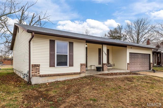 1188 Boardwalk Avenue, Florissant, MO 63031