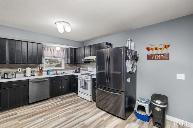 1188 Boardwalk Avenue, Florissant, MO 63031