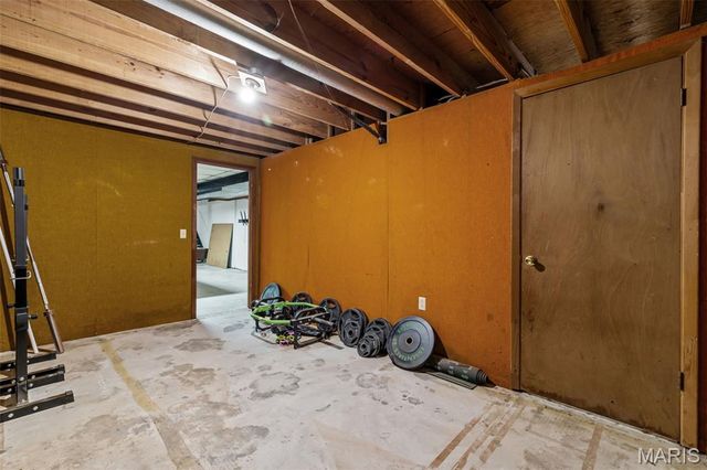 1188 Boardwalk Avenue, Florissant, MO 63031