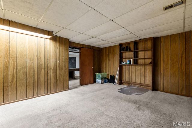 1188 Boardwalk Avenue, Florissant, MO 63031