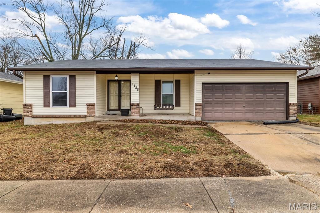 1188 Boardwalk Avenue, Florissant, MO 63031