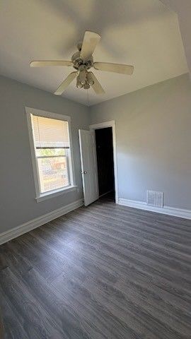 8211 S Escanaba Avenue 1, Chicago, IL 60617