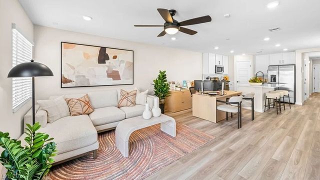 2200 Abraham Avenue, Las Vegas, NV 89106