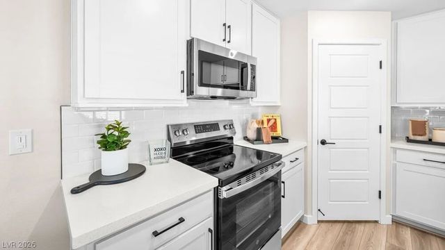 2200 Abraham Avenue, Las Vegas, NV 89106