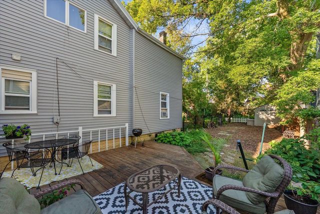 1751 N Franklin PLACE, Milwaukee, WI 53202