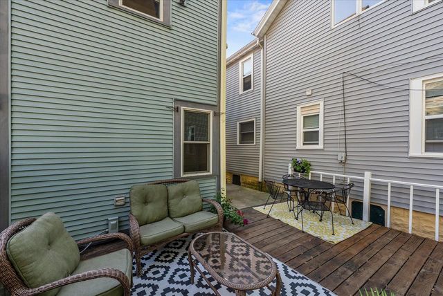 1751 N Franklin PLACE, Milwaukee, WI 53202