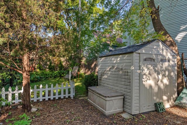 1751 N Franklin PLACE, Milwaukee, WI 53202