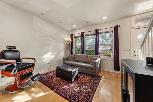 1751 N Franklin PLACE, Milwaukee, WI 53202