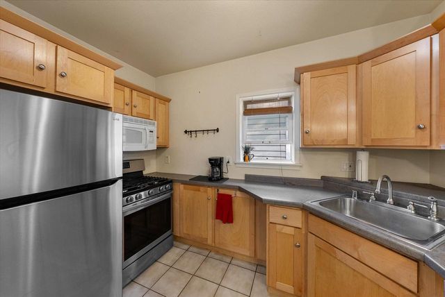 1751 N Franklin PLACE, Milwaukee, WI 53202