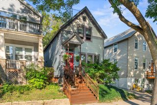 1751 N Franklin PLACE, Milwaukee, WI 53202