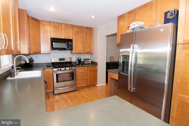 8230 LA FAYE CT, Alexandria, VA 22306
