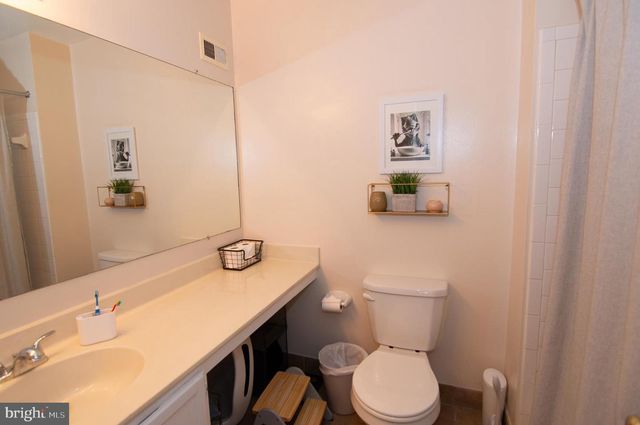 8230 LA FAYE CT, Alexandria, VA 22306