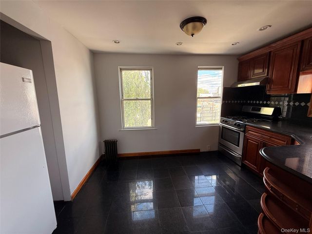 21734 Hempstead Avenue, Queens Village, NY 11429