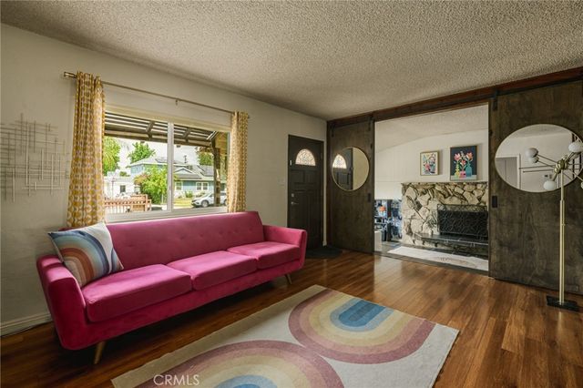 6834 Shoshone, Lake Balboa, CA 91406